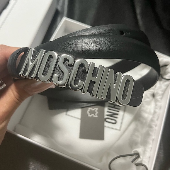 Moschino Belt - Picture 4 of 6
